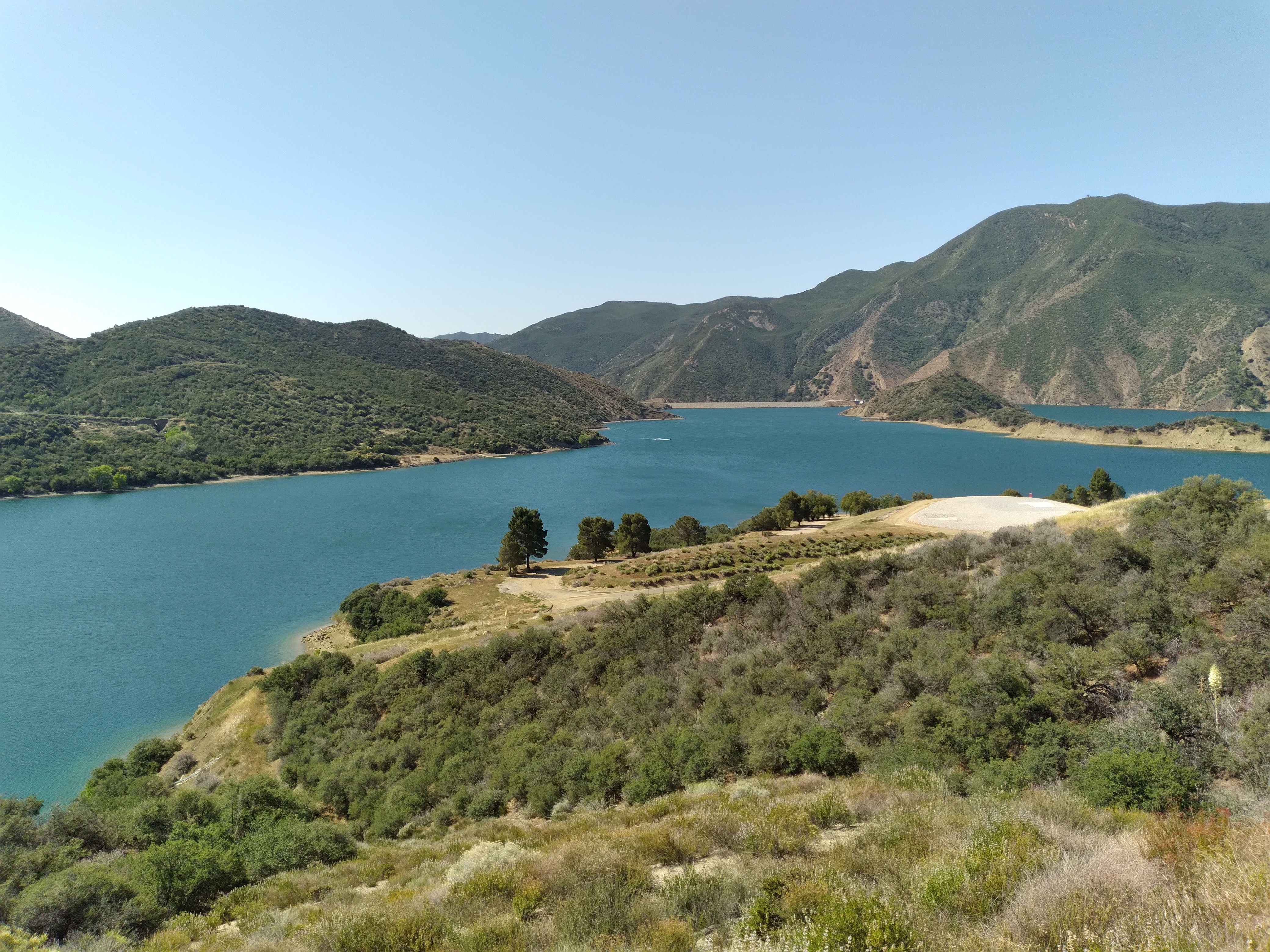 pyramid-lake